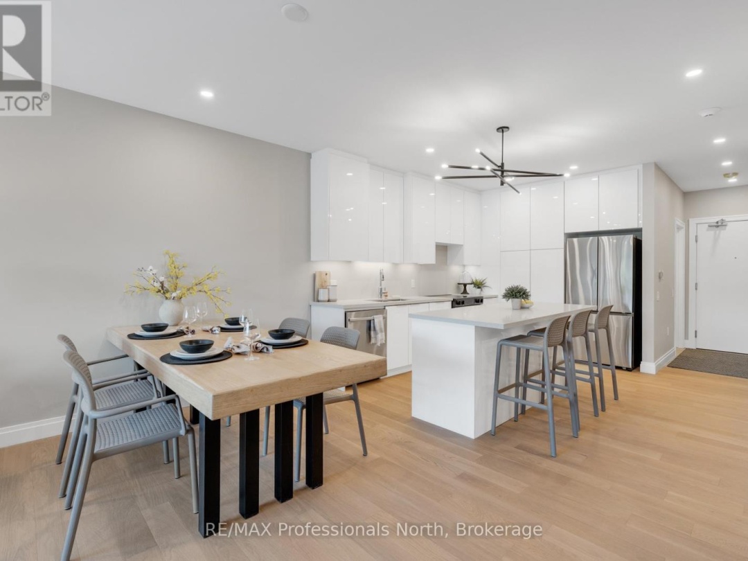 102 - 32 BRUNEL ROAD, Muskoka River