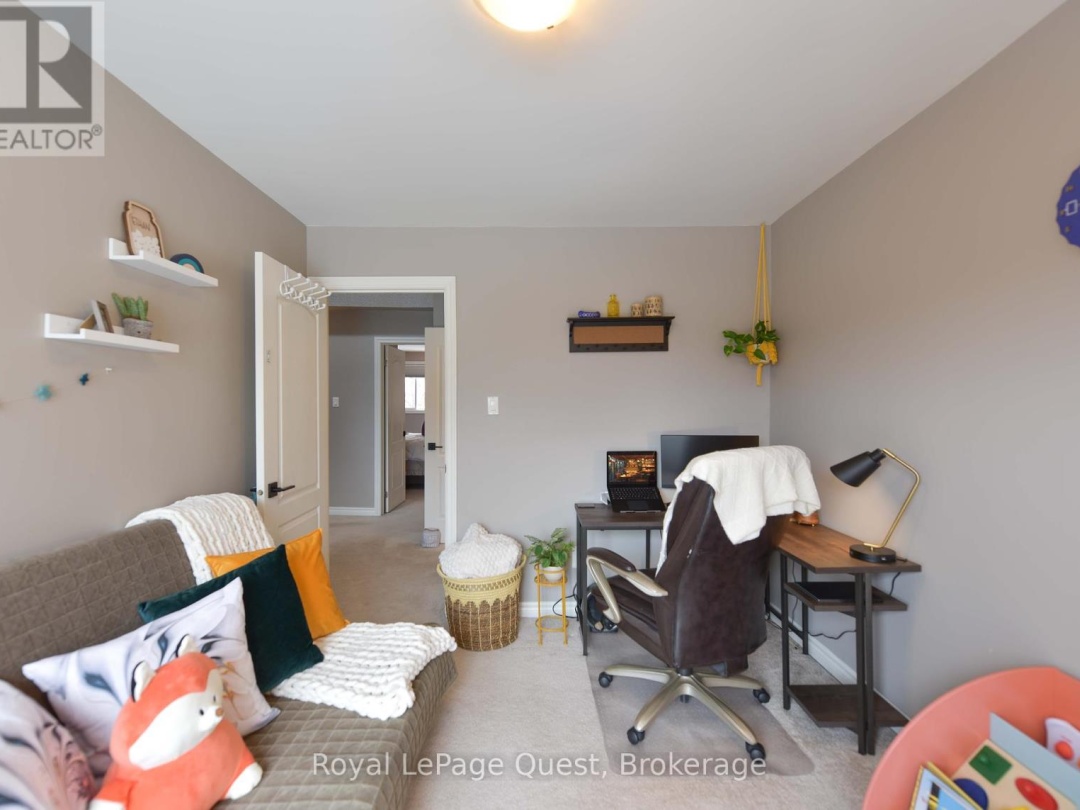 19 12 Lankin Boulevard, Orillia