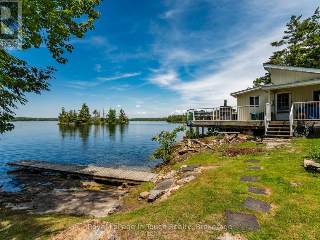 4 IS 270 SIX MILE LAKE ISLAND, Six Mile Lake