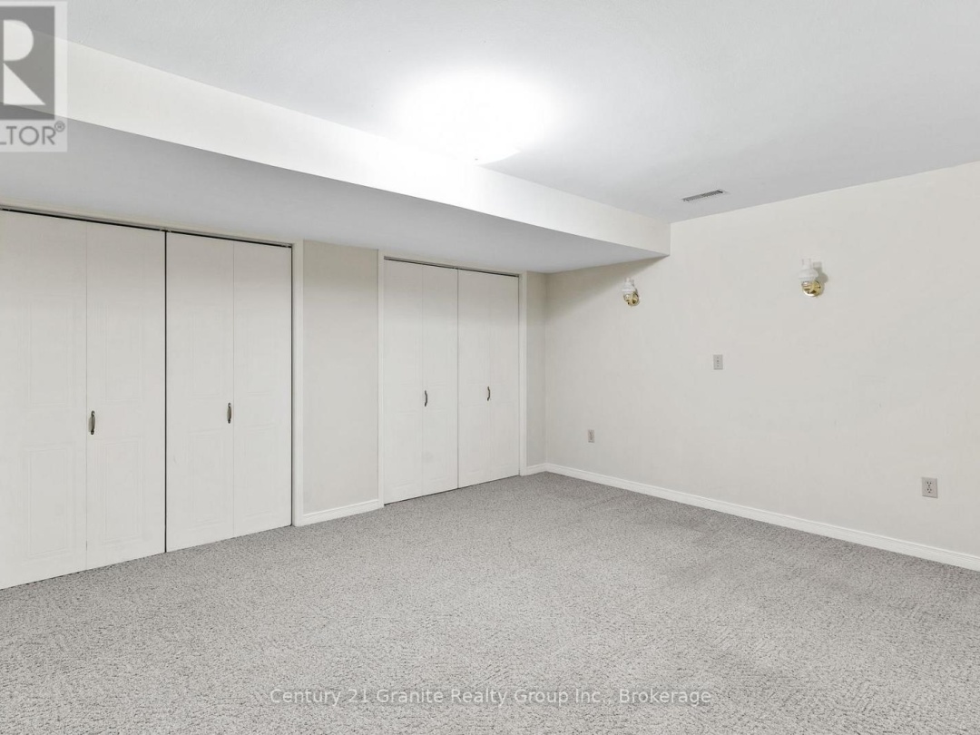 34 CEDARTREE LANE, 