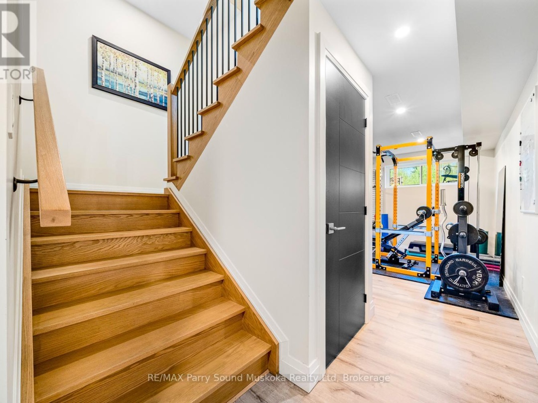 44 DENNIS DRIVE, Parry Sound