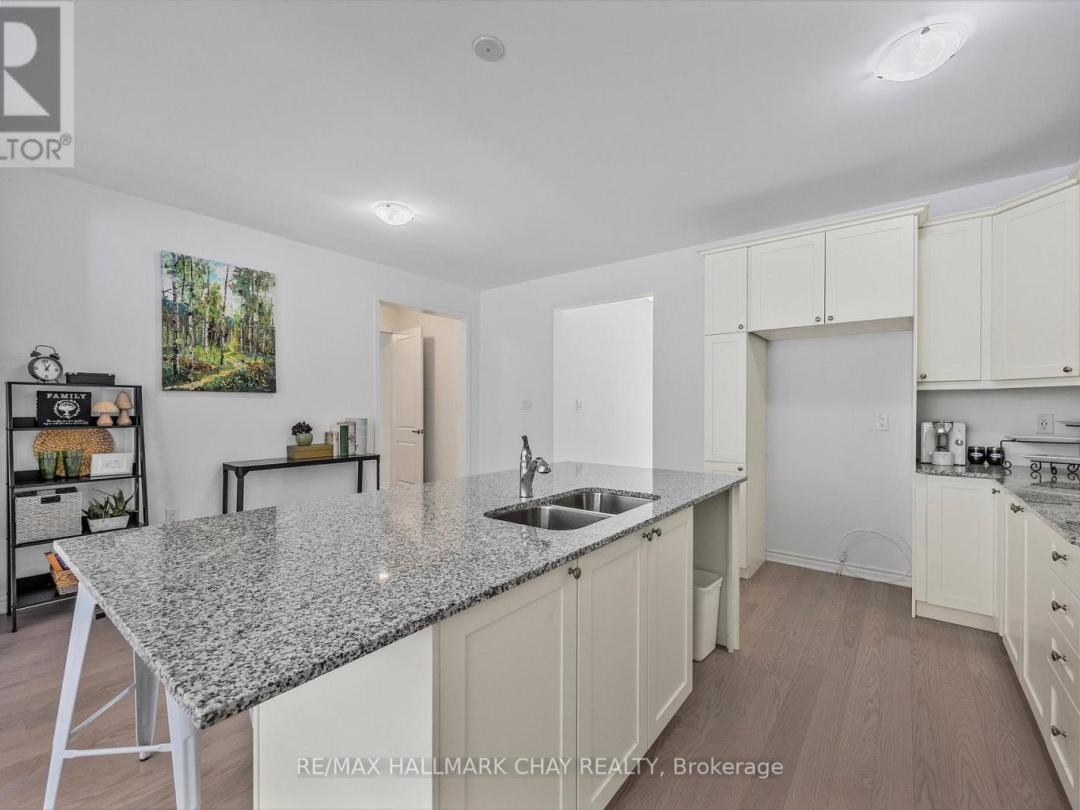 12 DYER CRESCENT, 