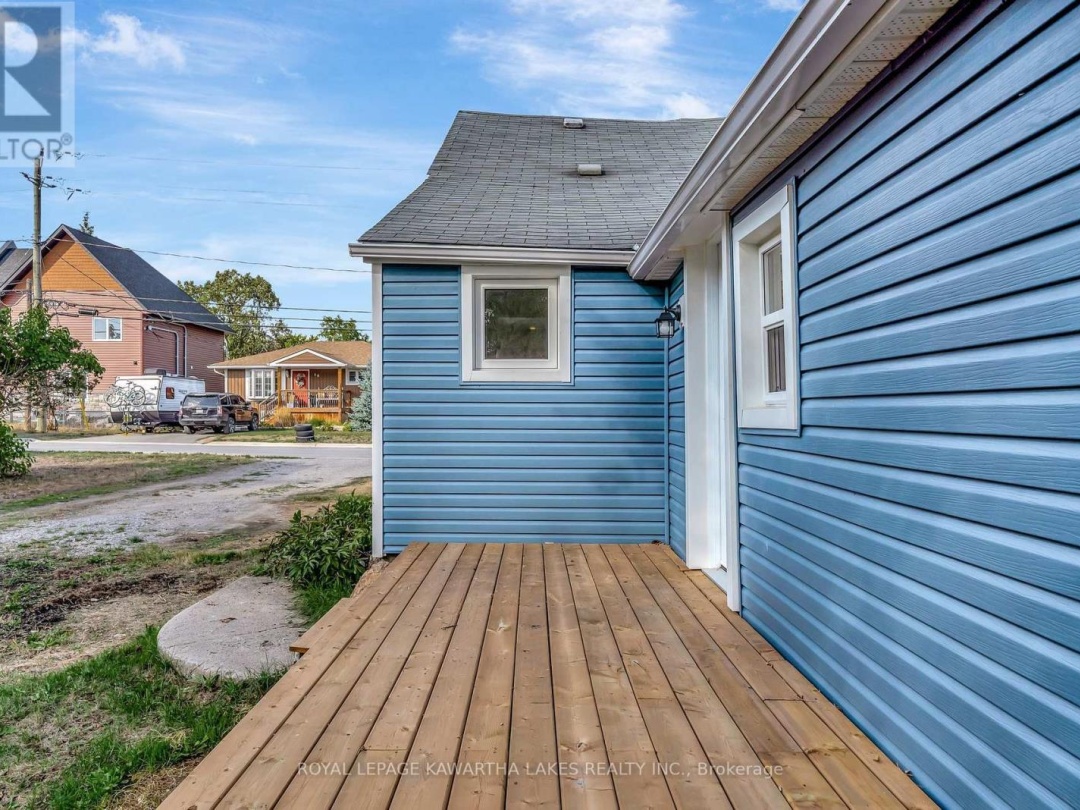 19 PRINCE STREET E, 
