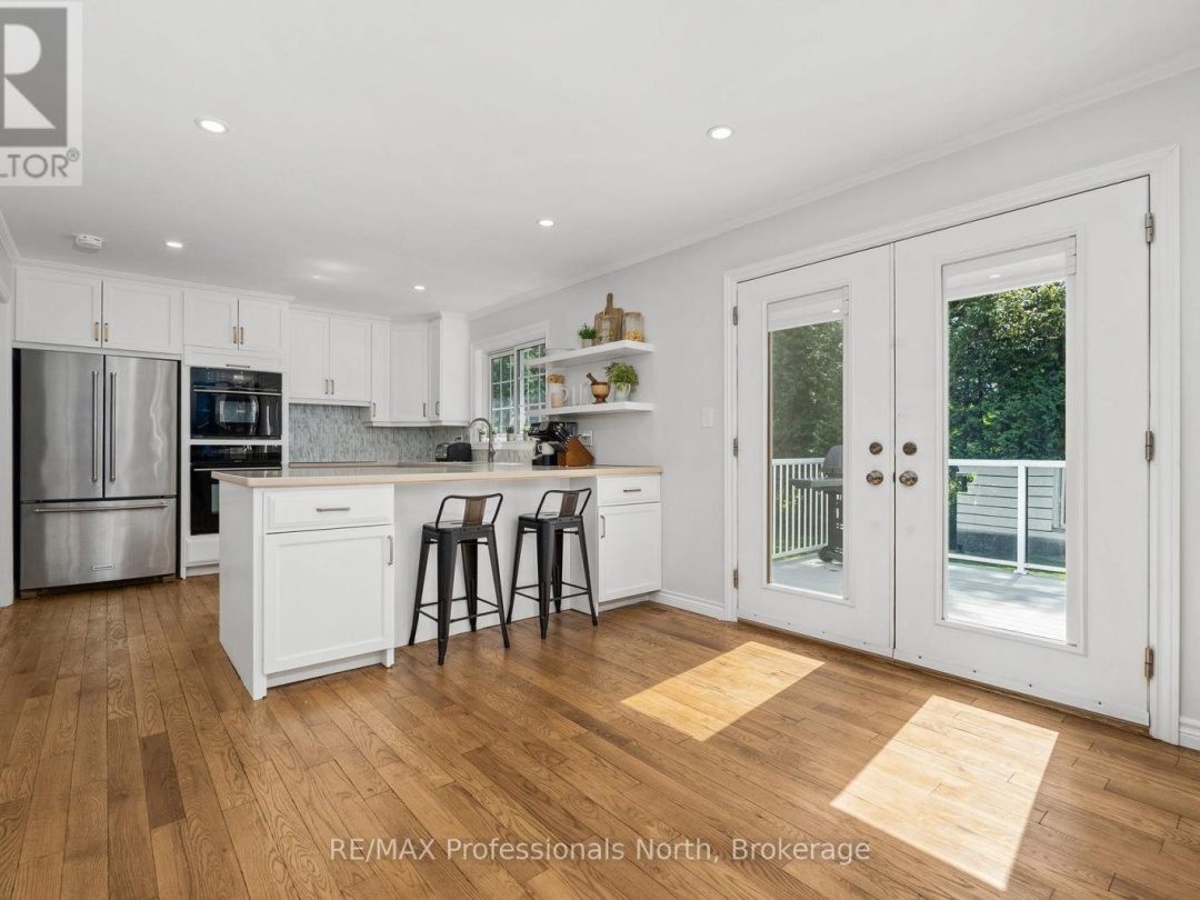 16 BROBST FOREST CRESCENT, 
