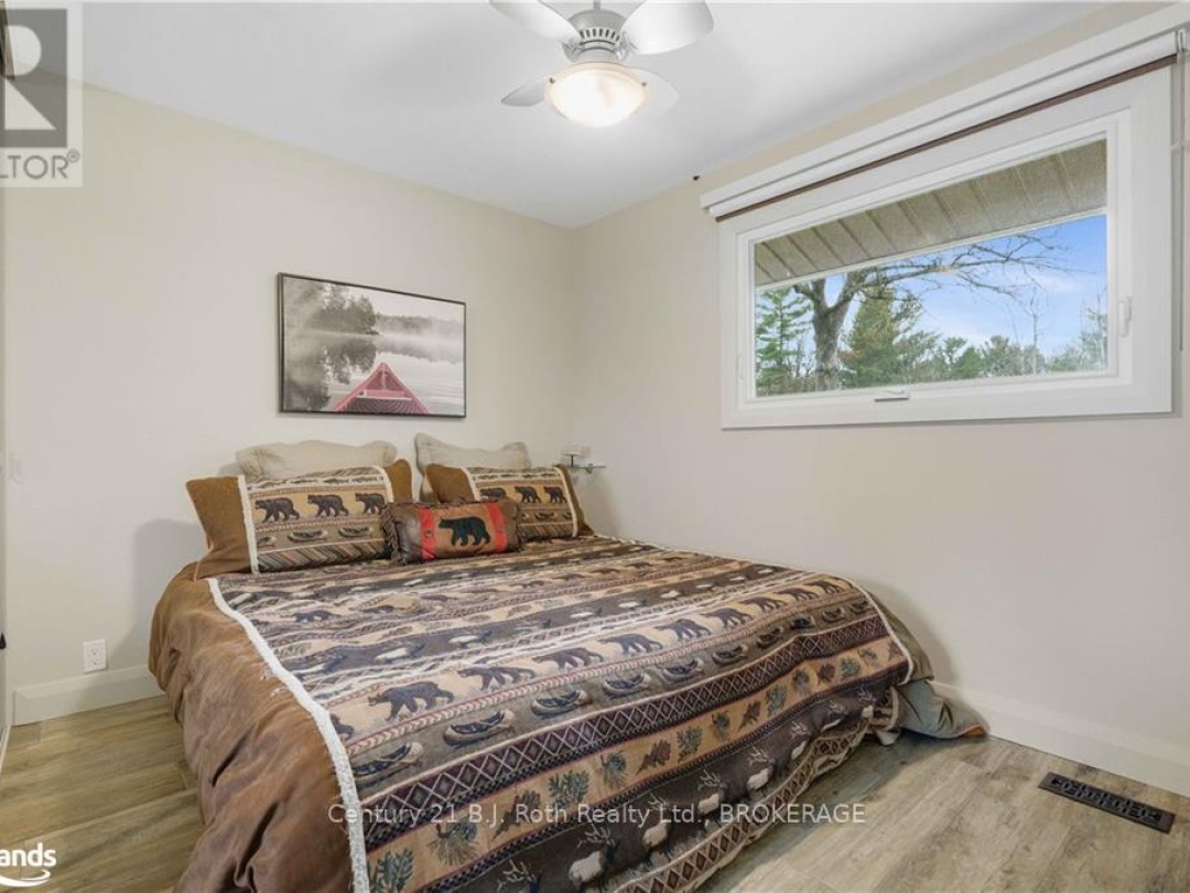 2983 Whelan Way, Black Lake