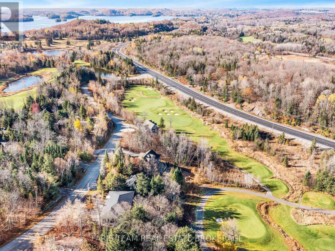 19 DEERHURST HIGHLANDS DRIVE,