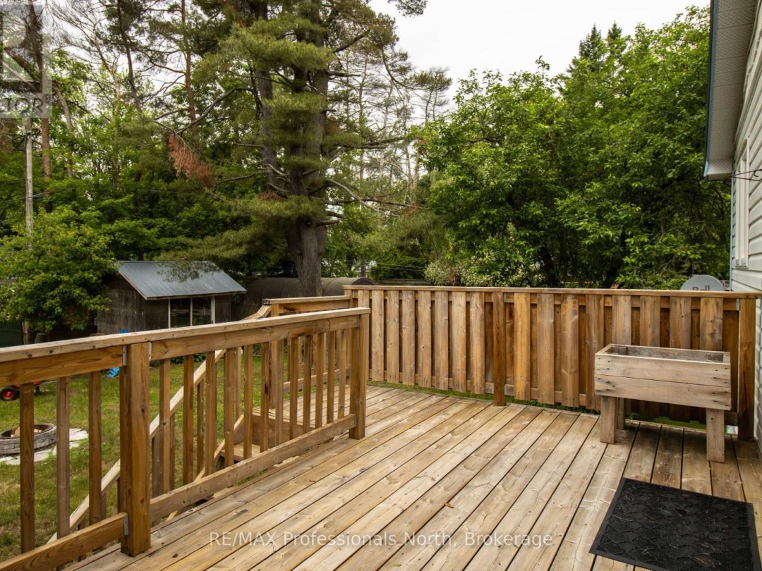 36 B SPENCER STREET, 
