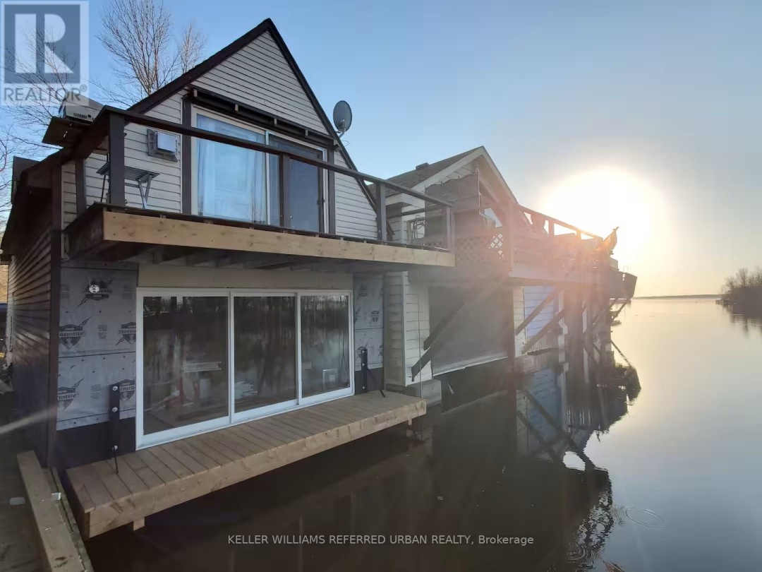 18 HARBOUR PARK CRESCENT S, 