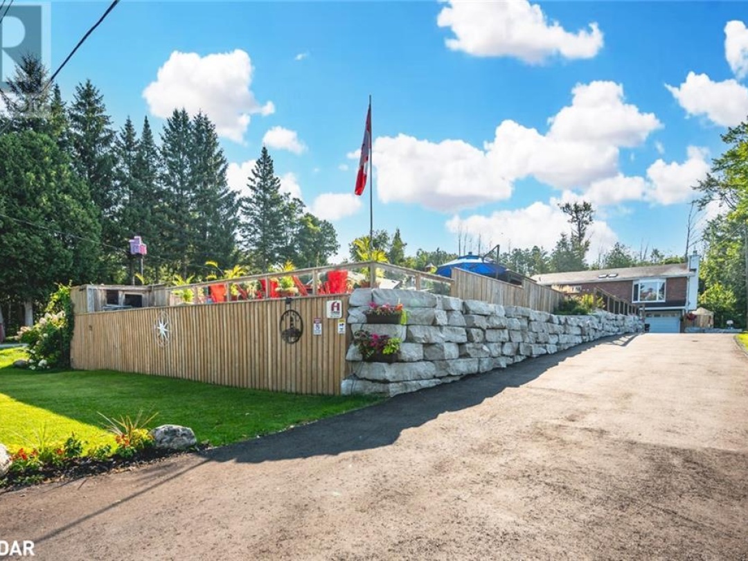 99 King Road, Waubaushene
