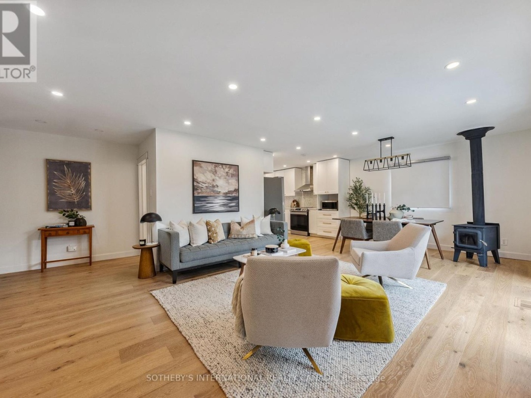 25 SILVER BIRCH STREET, 
