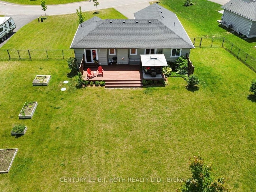 35 GRACE CRESCENT, 
