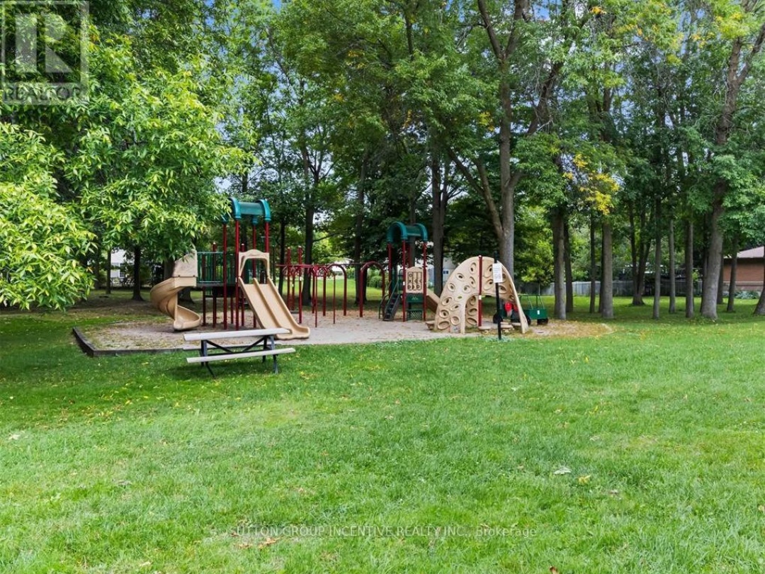 36 - 12 LANKIN BOULEVARD, 