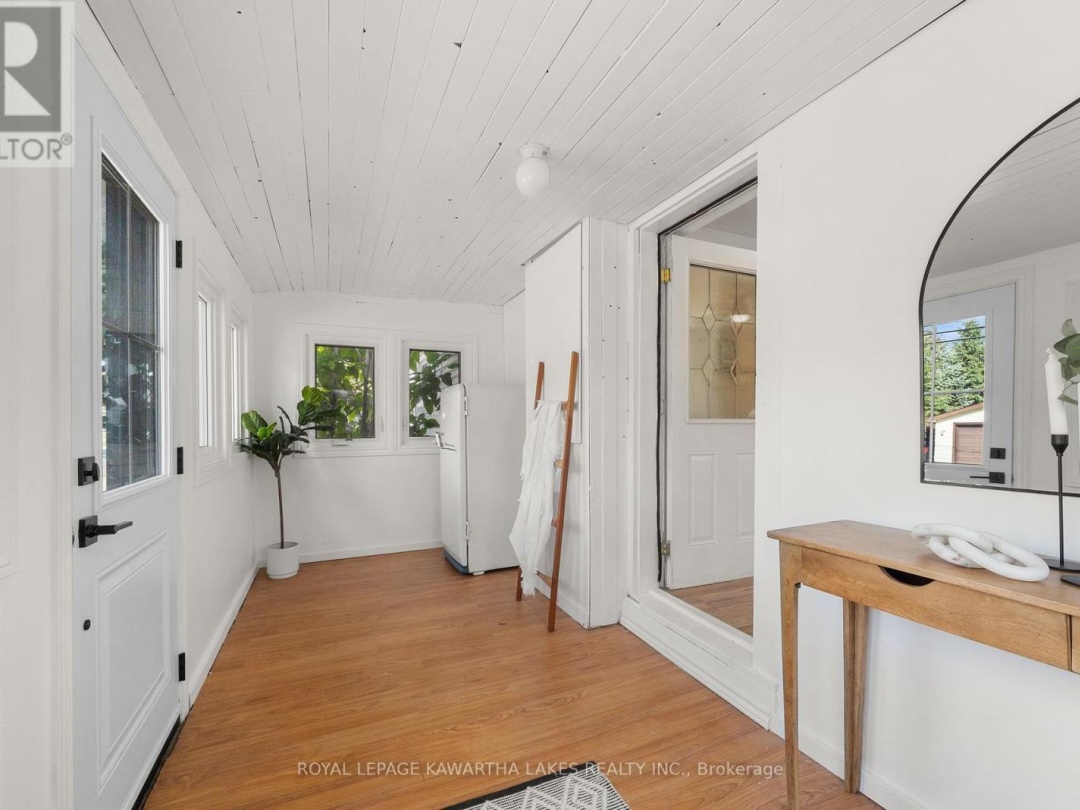 19 PRINCE STREET E, 