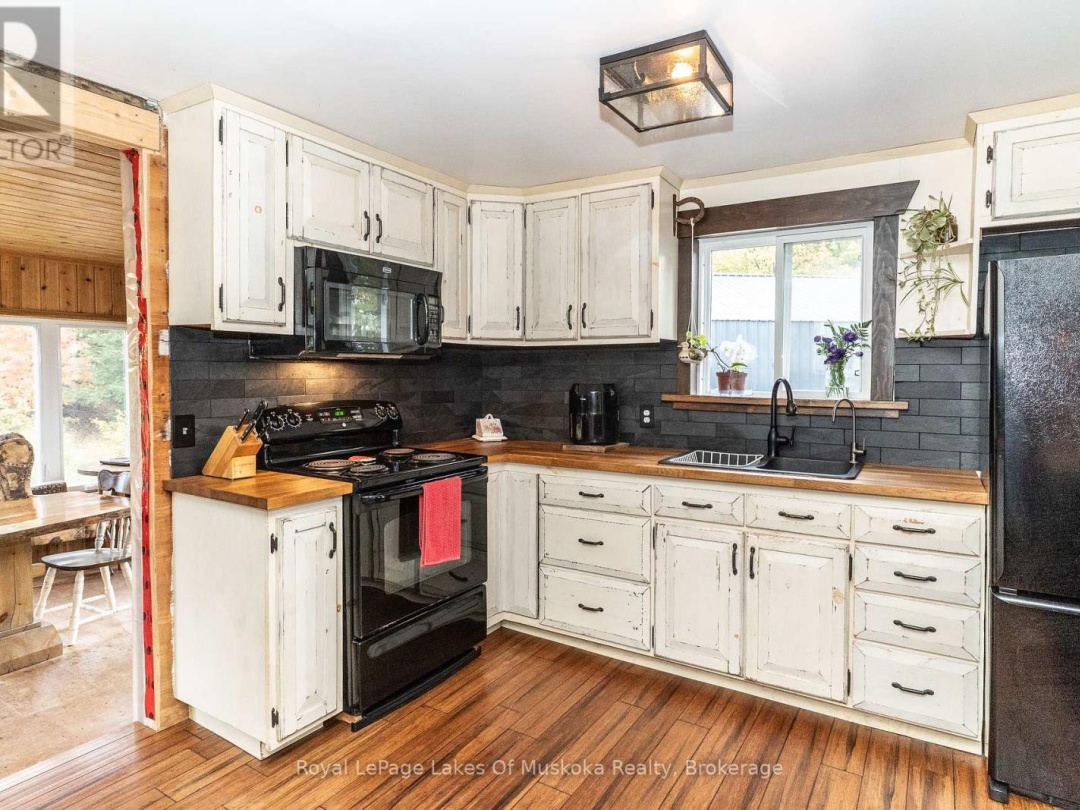 1741 DOE LAKE ROAD, 