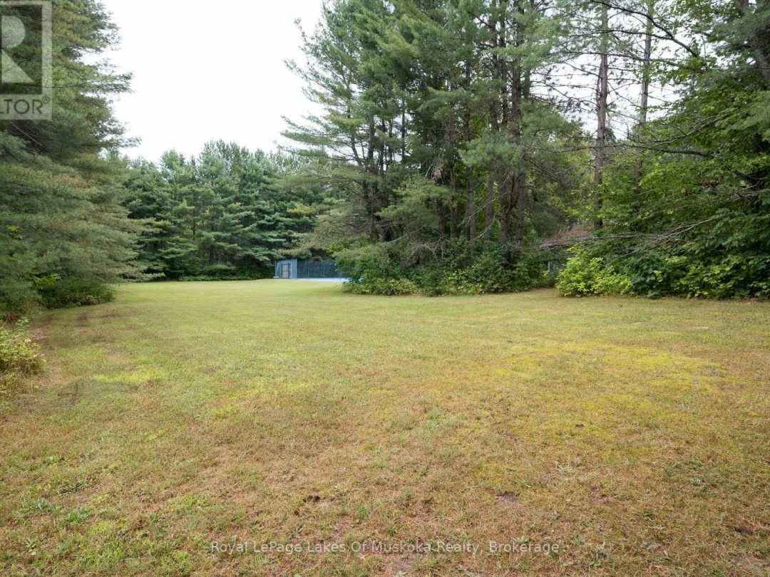 574 RAVENSCLIFFE ROAD, 