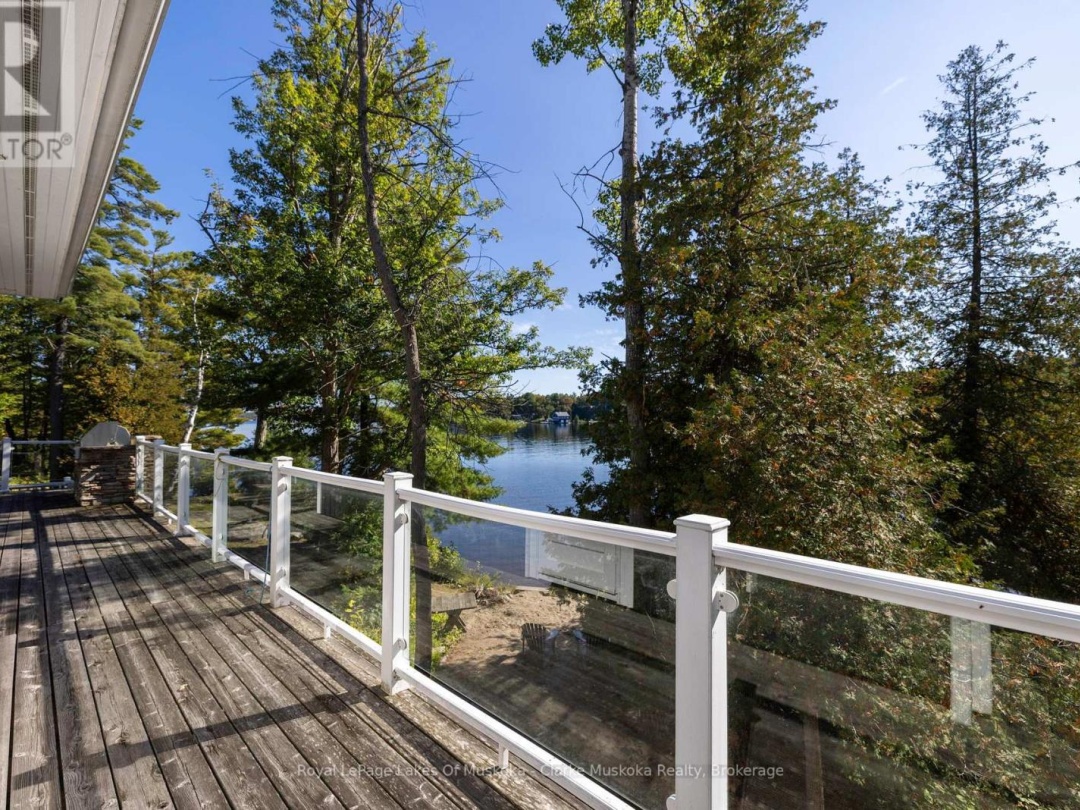 1064 ROAD 3200 & 0 PARKERS POINT ROAD, Lake Muskoka