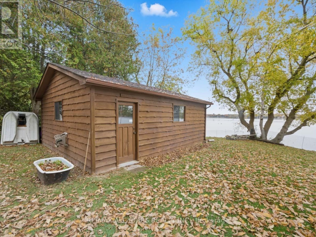 94 PLUM POINT LANE, 
