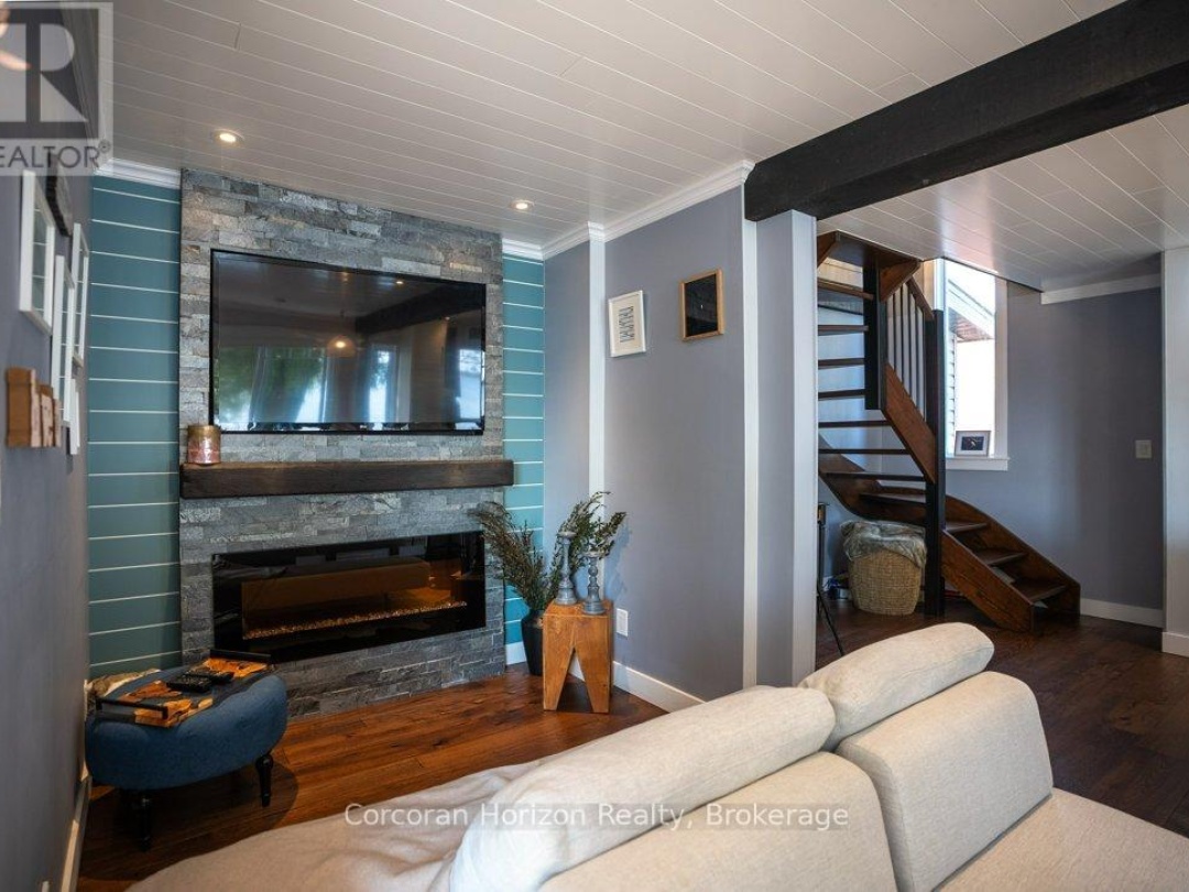 280 Robins Point Road, Georgian Bay