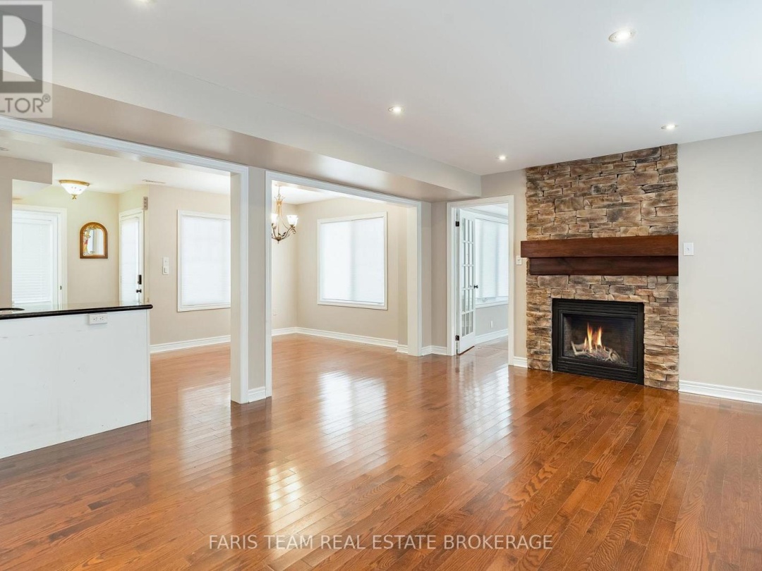 44 MARINA VILLAGE DRIVE, 