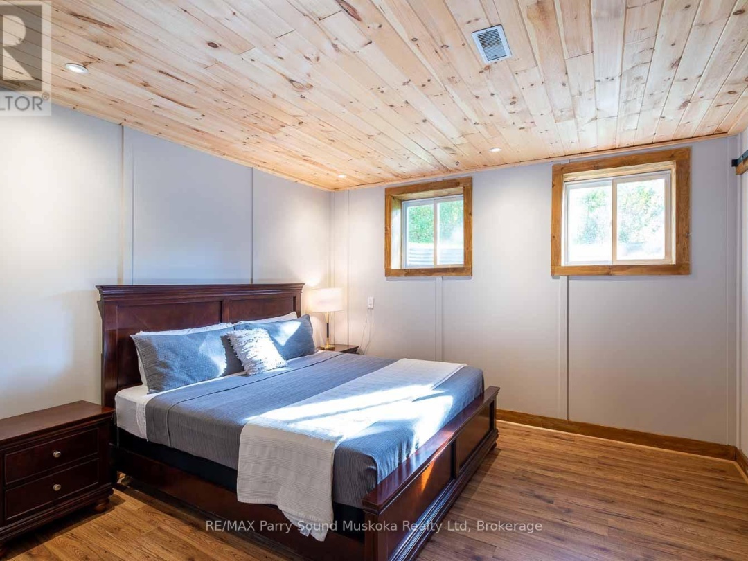1075 SAWMILL LANE, 