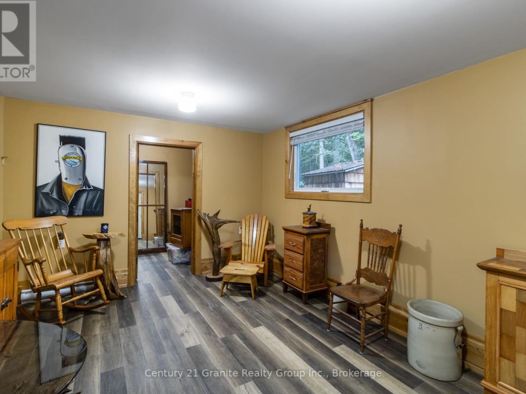 1528 DIGNAN ROAD, 