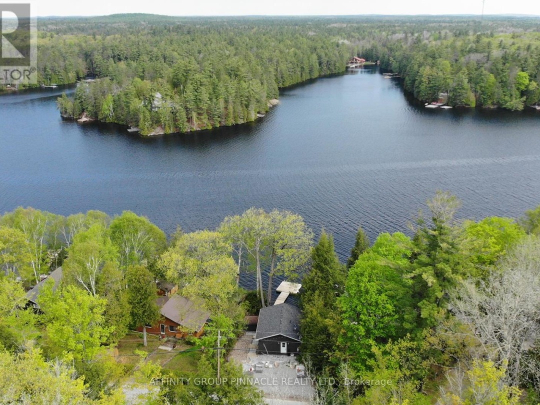 1403 Crystal Lake Road, Crystal Lake