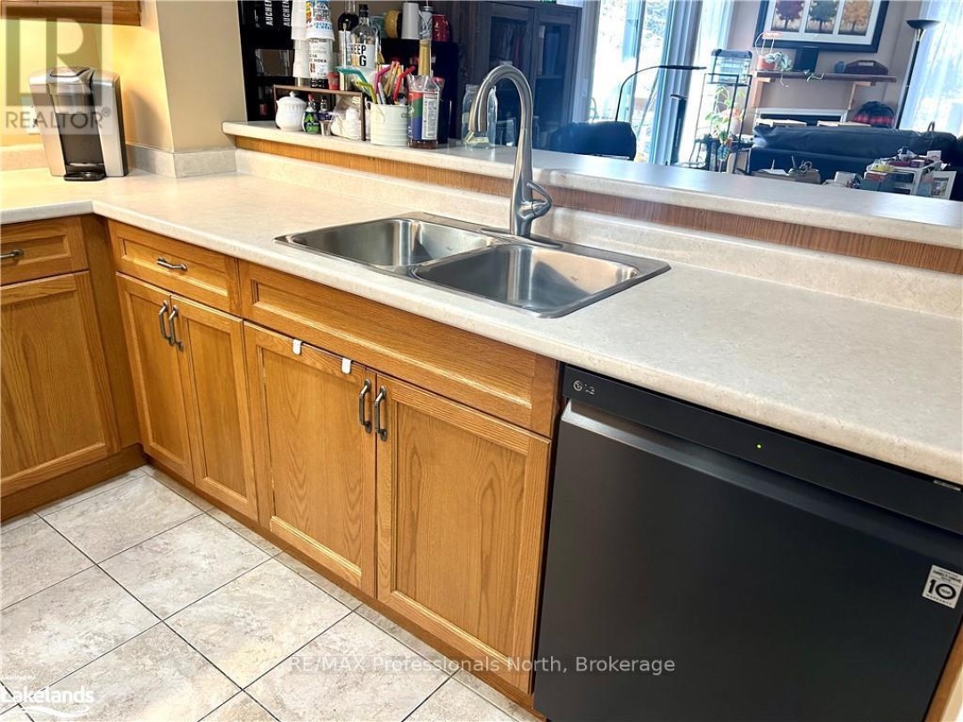 20 - 1591 HIDDEN VALLEY ROAD, 