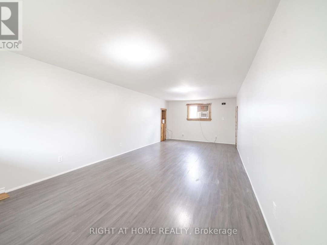 3392 CORONATION AVENUE, 