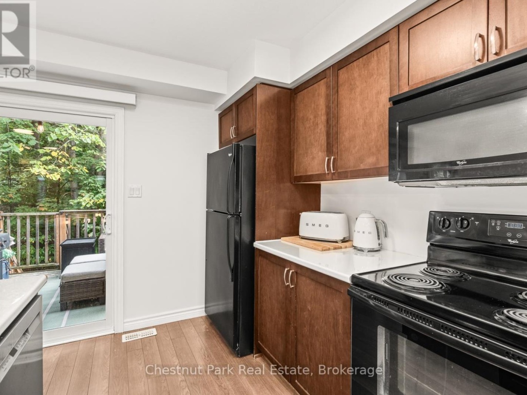 24 - 37 SILVER STREET, 