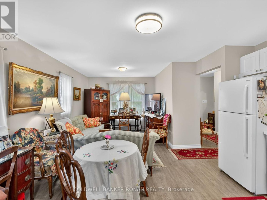 172 WILLIAM STREET W, 