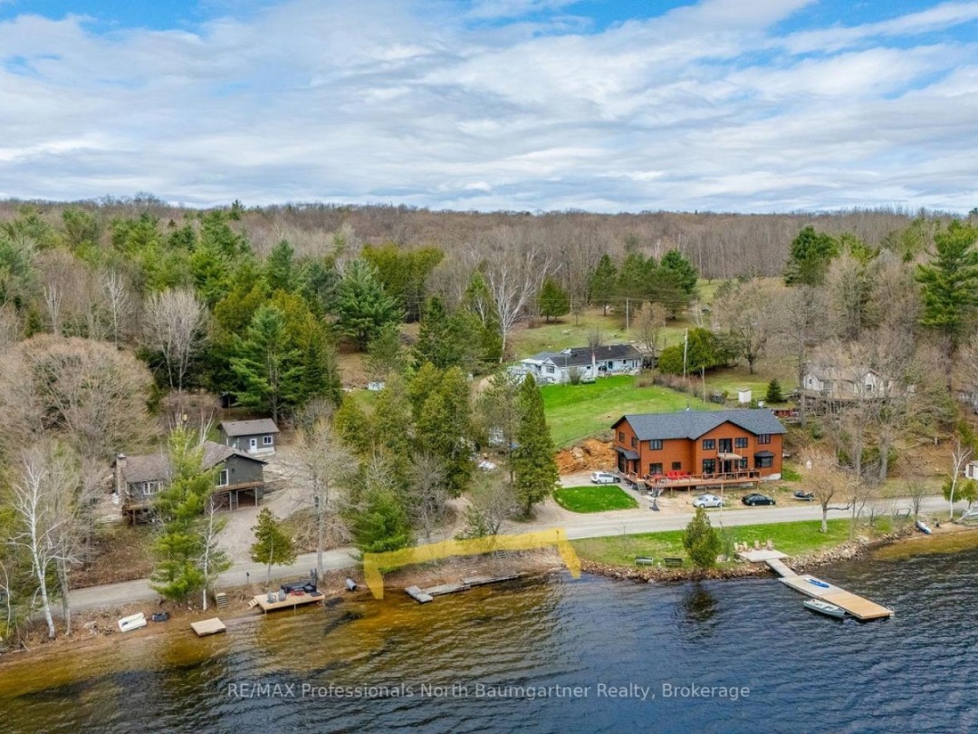1093 Reynolds Road, Horseshoe Lake