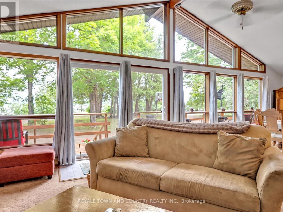 54 LAXTON  TWP 5TH LINE, 