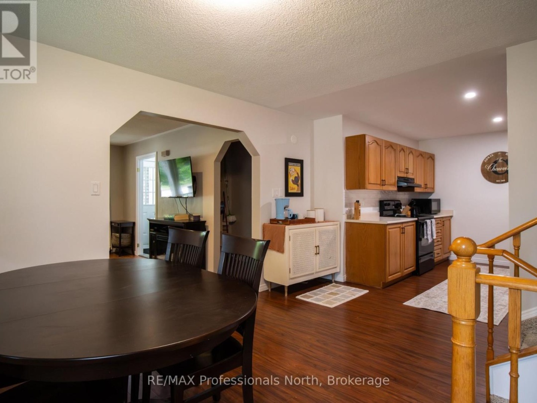 36 B SPENCER STREET, 
