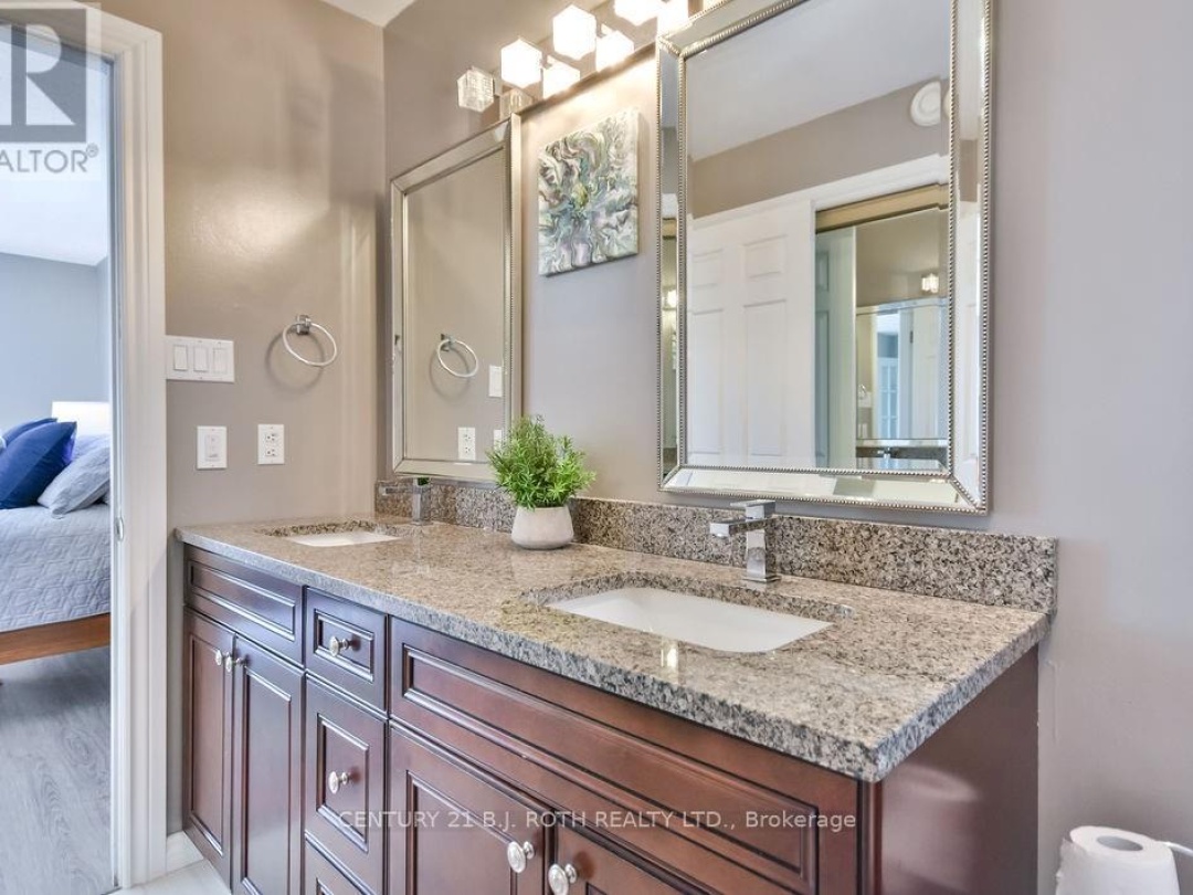 3 MAPLE GATE, 