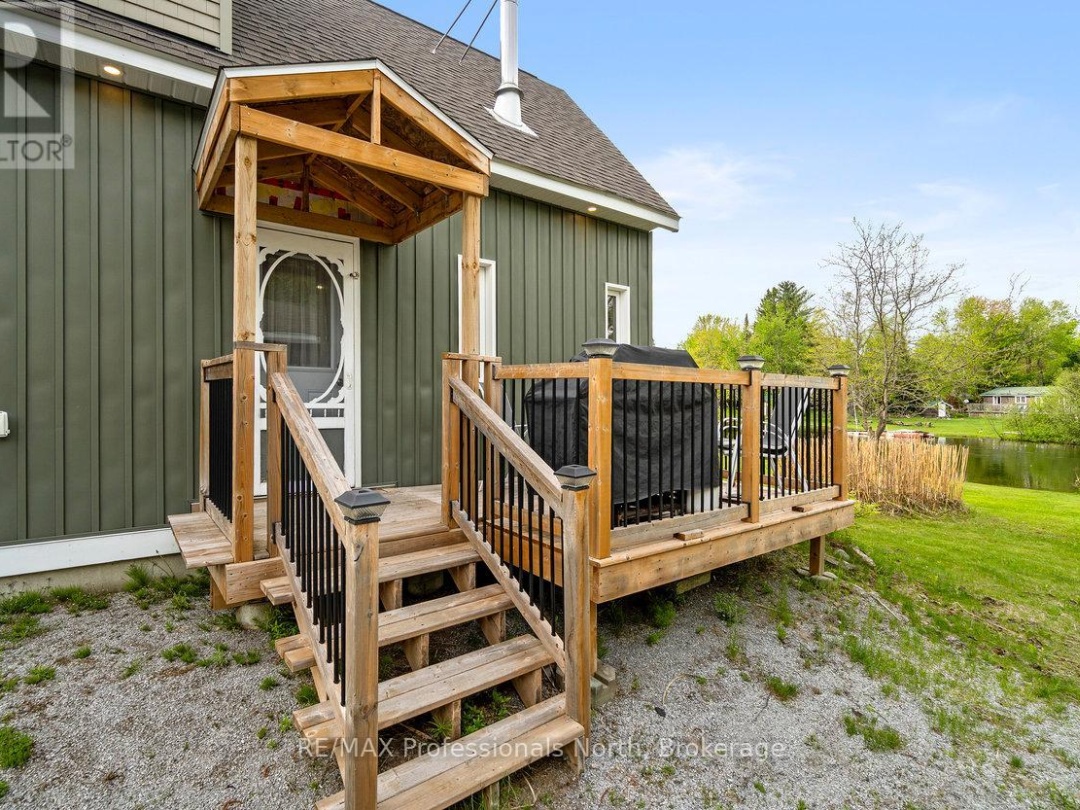 1059 TIFFANY LANE, 