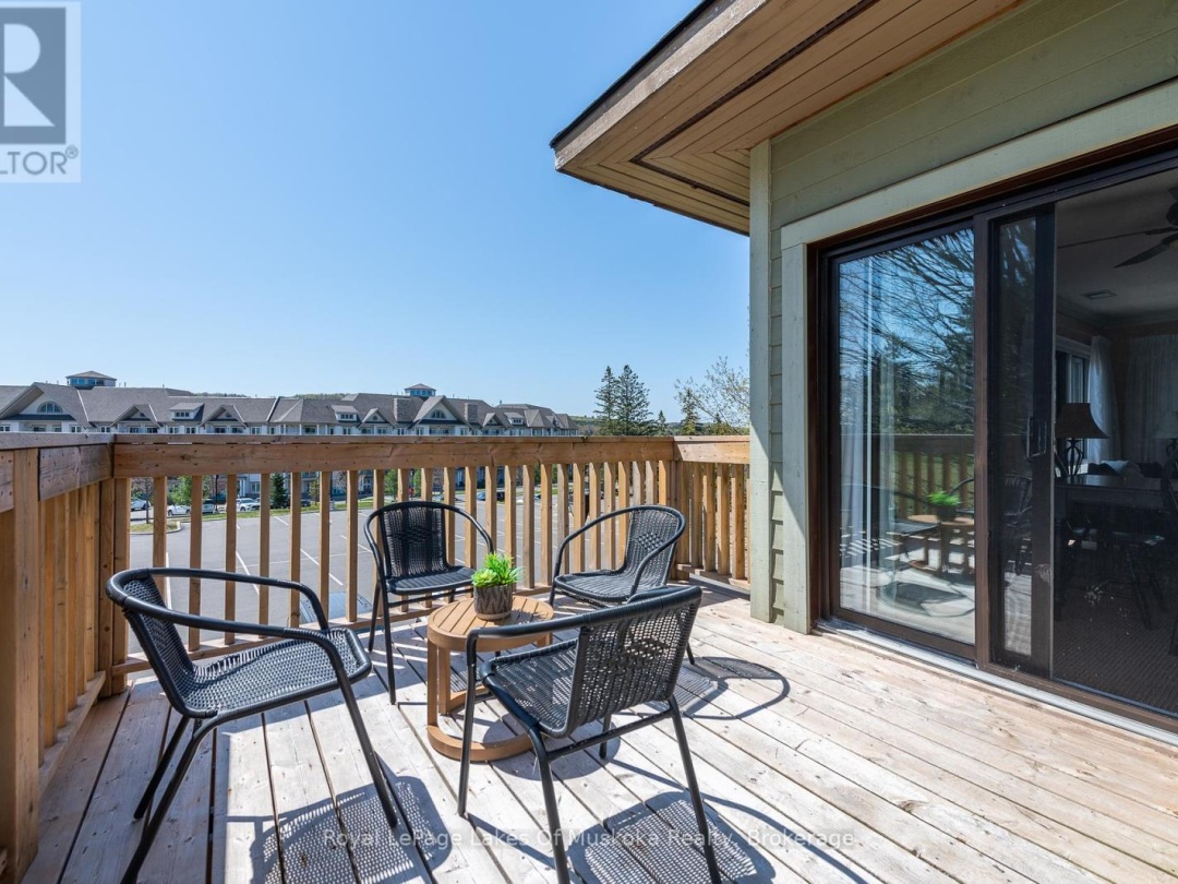301 - 29 DEERHURST TENNISVIEW DRIVE, 