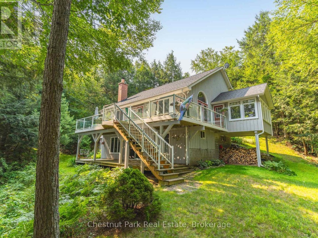 1003 ARNOTT LANE, Redstone Lake