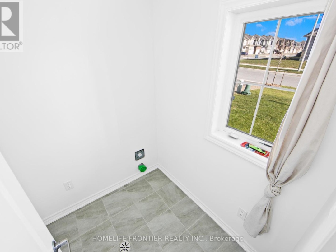 11 SPRUCESIDE DRIVE, 