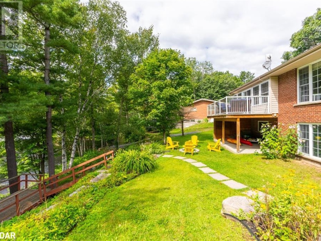 443 By Lock Acres Road, Muskoka River