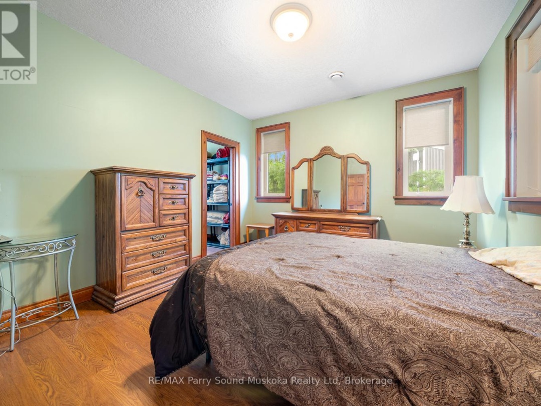 25 COLE POINT TRAIL, 