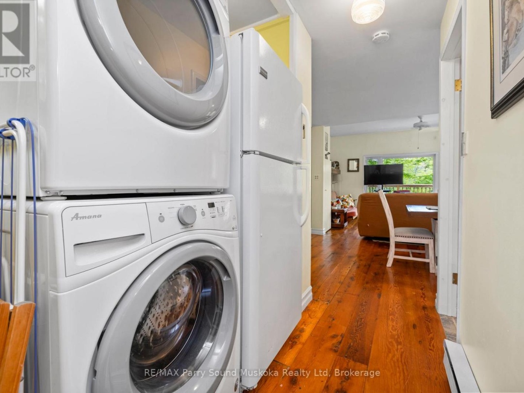 131 DOWNES ROAD, Horseshoe Lake
