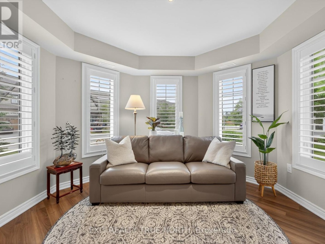 2 CARNOUSTIE LANE, 