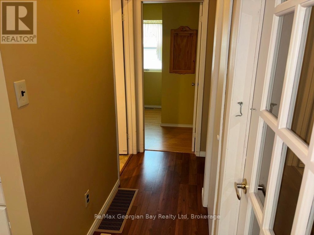 16 COMMUNITY CENTRE DRIVE, 