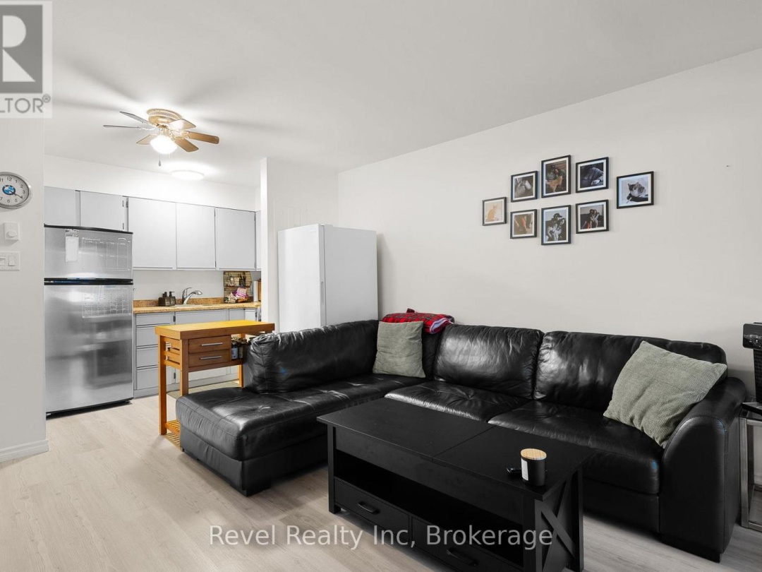 206 - 1 GEORGIAN BAY AVENUE, Parry Sound
