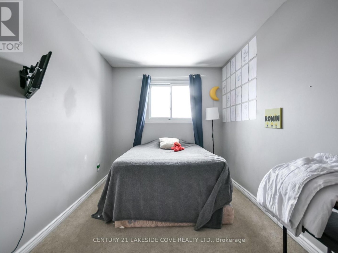 18 - 67 FITTONS ROAD E, Orillia
