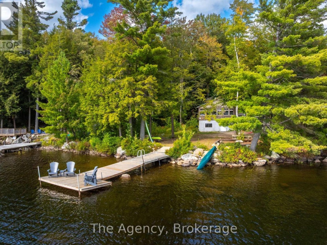 1032 LAKESHORE DRIVE S, 