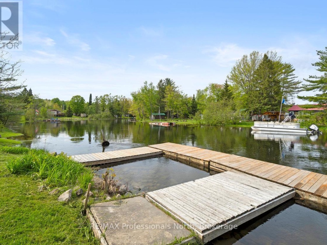 1059 TIFFANY LANE, 