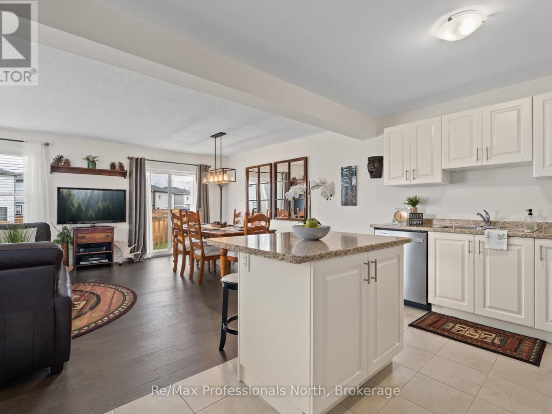 160 DAFFODIL COURT, 