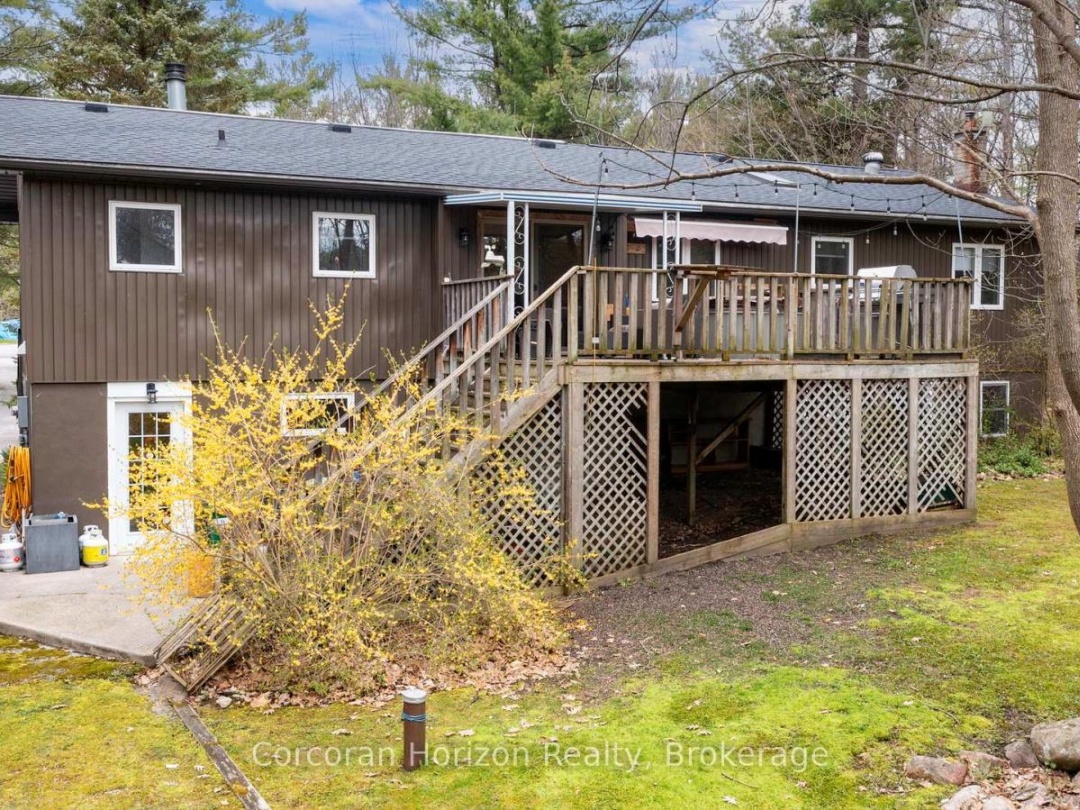 2517 HONEY HARBOUR ROAD, 
