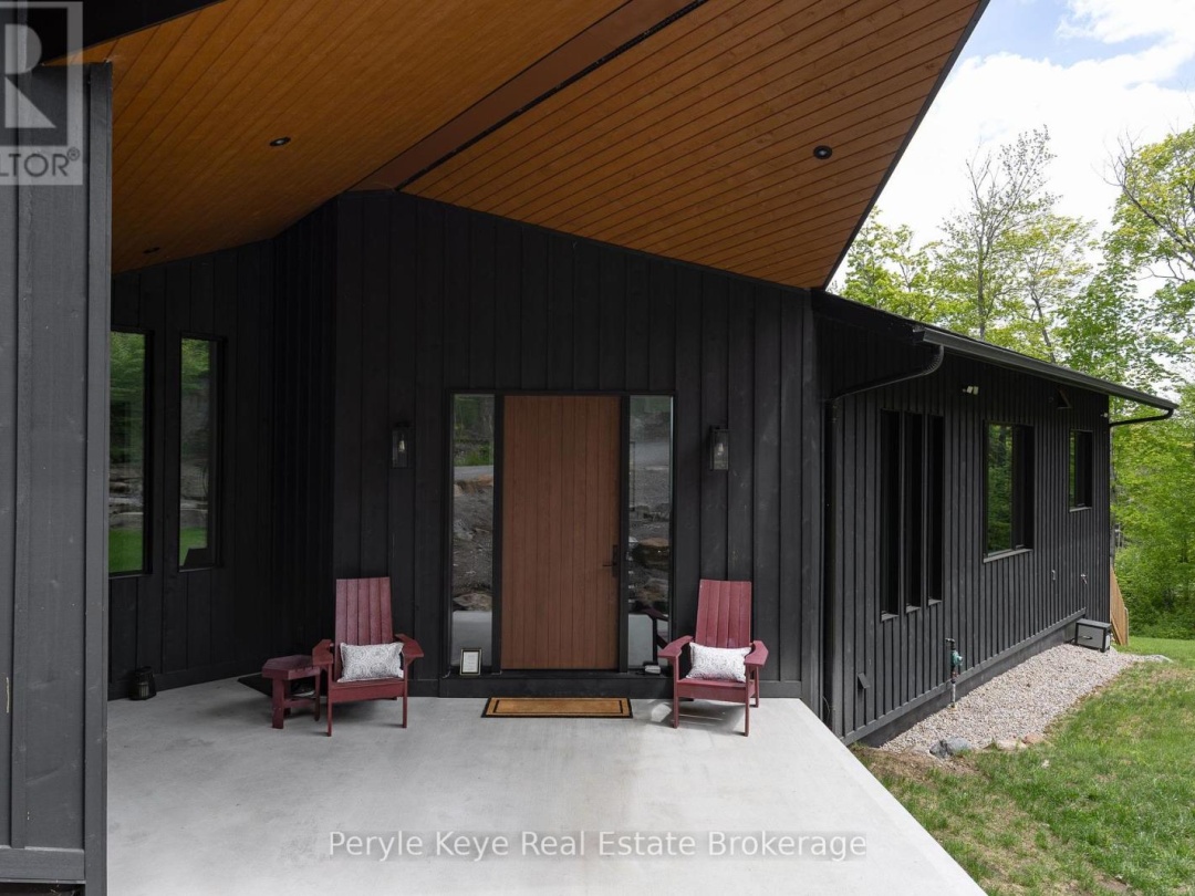 86 CLAREN CRESCENT, 